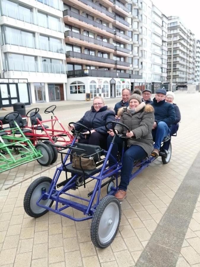 Lovely N° 9 Op Ieder Moment Een Prachtig Zeezicht & Zwembad Middelkerke Bagian luar foto